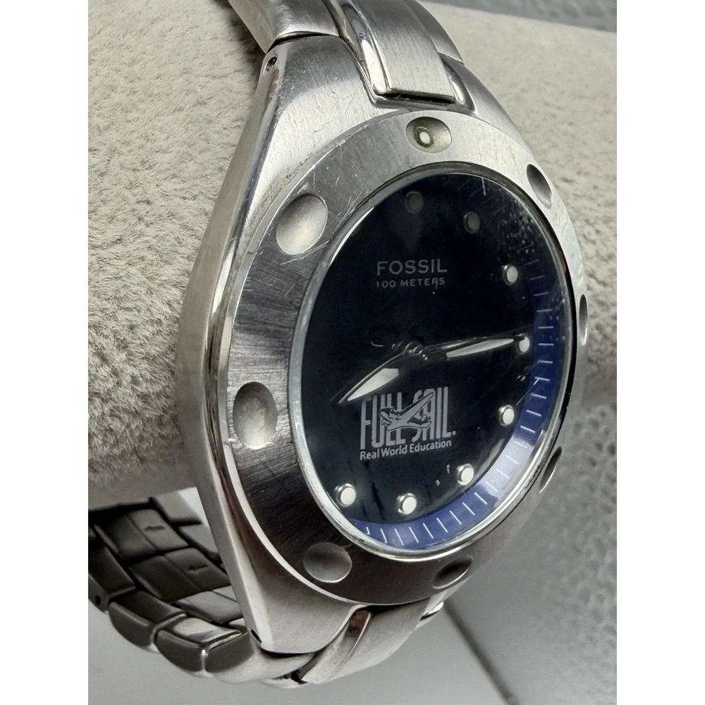 Fossil it has